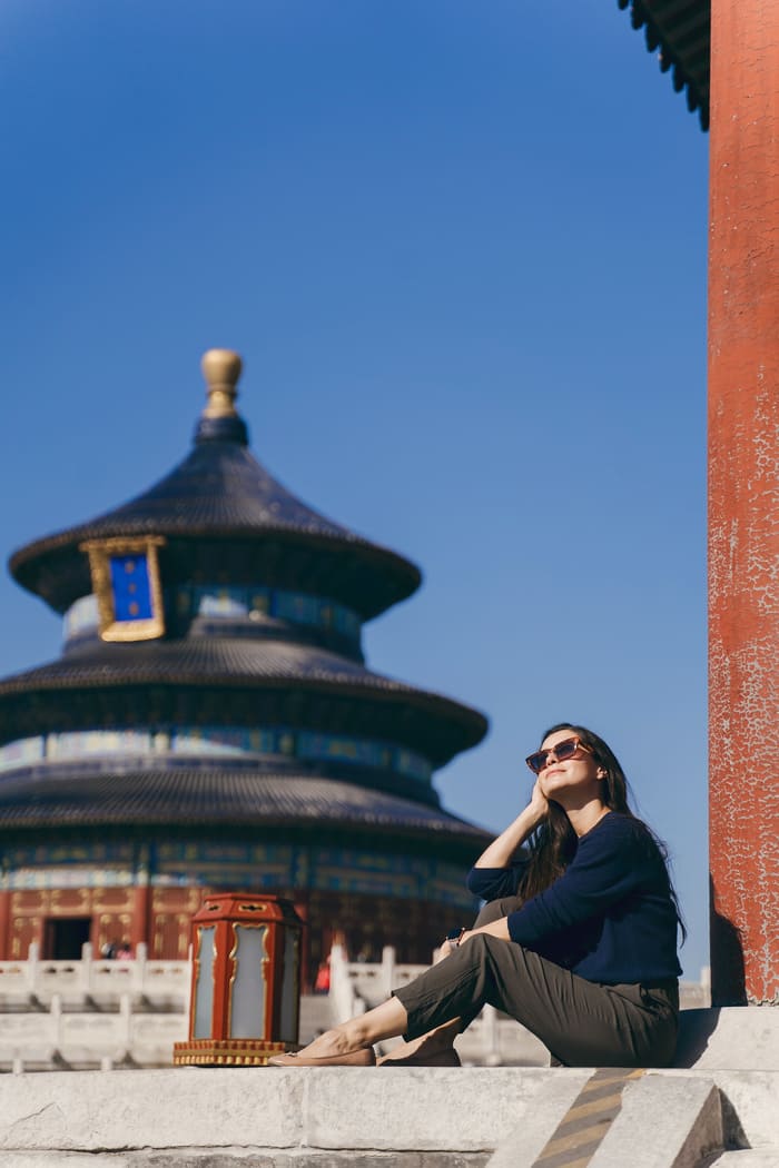 Viaje a Beijing mujer disfrutando de vista